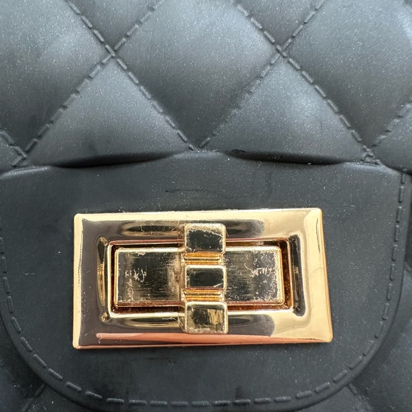 Black Purse - Picture 4 of 4